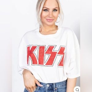 Daydreamer Kiss Glitter One Size Logo Tee - Oversized - Red / White - Gr…